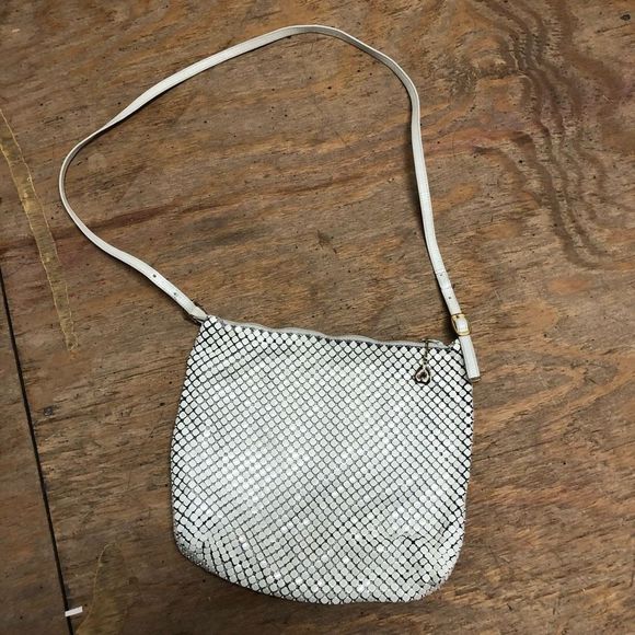 Whiting And Davis White Mesh Disco Evening Bag Crossbody Purse Leather Strap - Picture 3 of 7